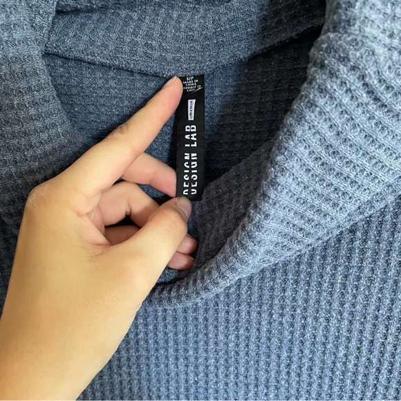 Waffle knit cowl neck sweater - Picture 2 of 5